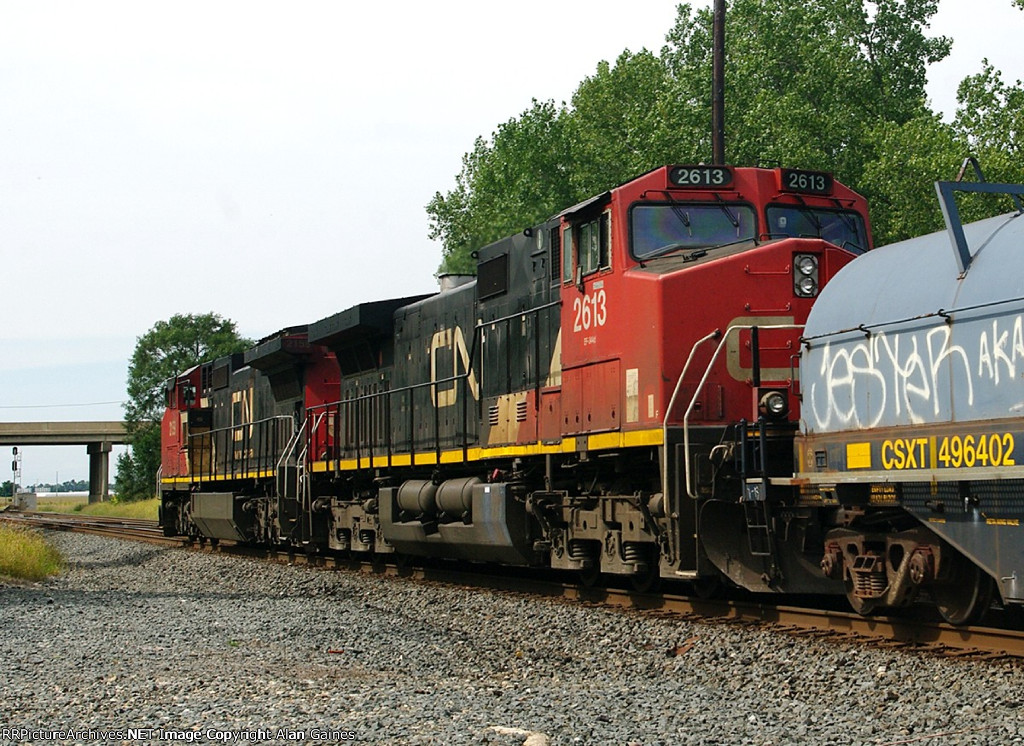 CN 2613